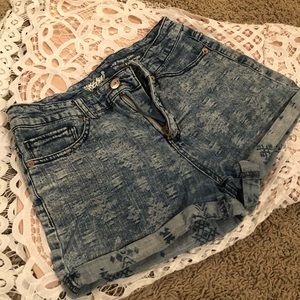 High Rise Aztec Short Short